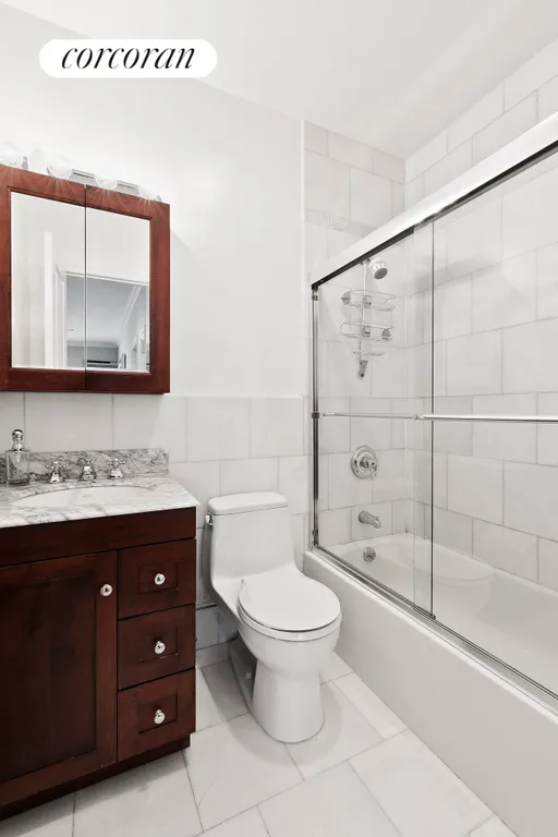 New York City Real Estate | View 712 6th Avenue, 4F | Bathroom | View 5