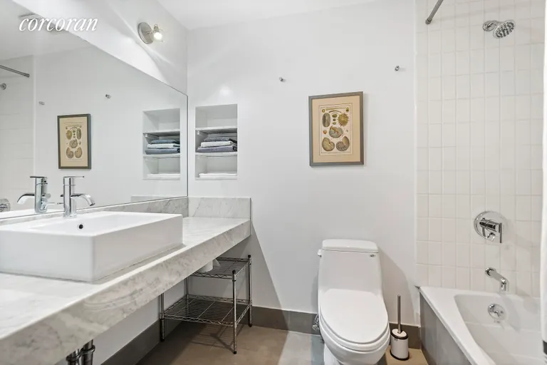 New York City Real Estate | View 197 Spencer Street, 4A | Full Bathroom | View 7