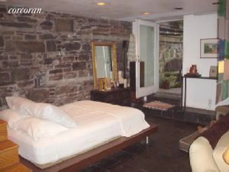 New York City Real Estate | View 463 West 21st Street, GARDEN | room 1 | View 2