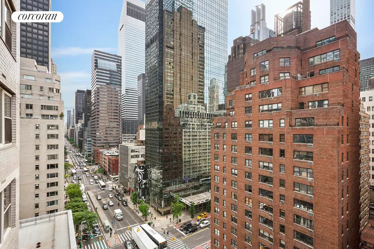 New York City Real Estate | View 200 EAST 58TH STREET, 11G | 1 Bath | View 1