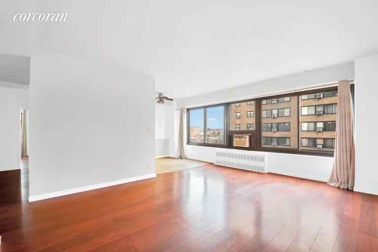 New York City Real Estate | View 33-43 14th Street, 7D | 2 Beds, 1 Bath | View 1