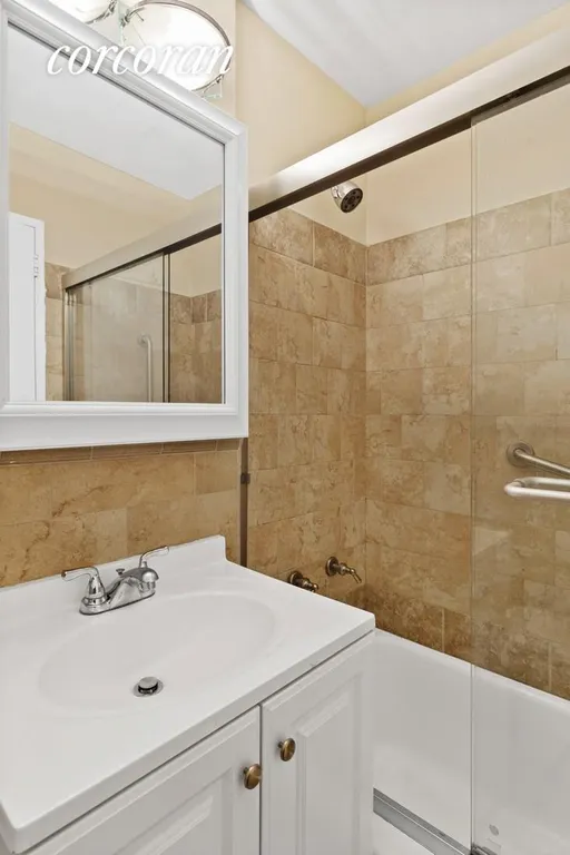 New York City Real Estate | View 411 East 57th Street, 4C | Bathroom | View 5