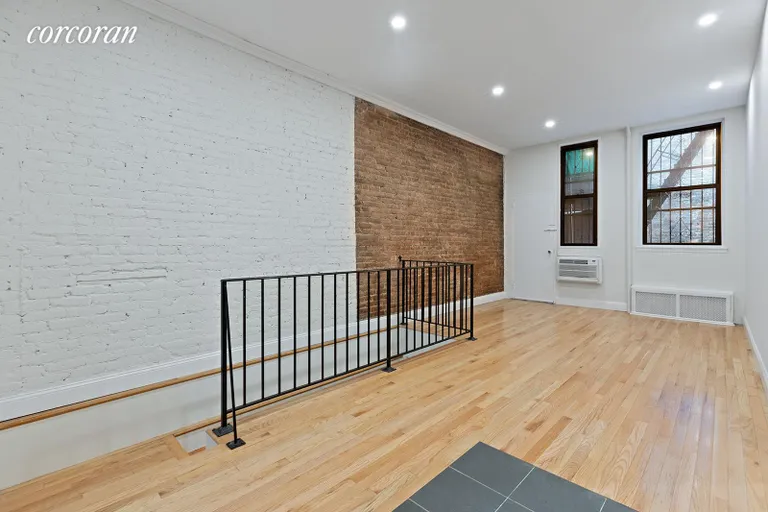 New York City Real Estate | View 154 Atlantic Avenue, 1R | room 1 | View 2