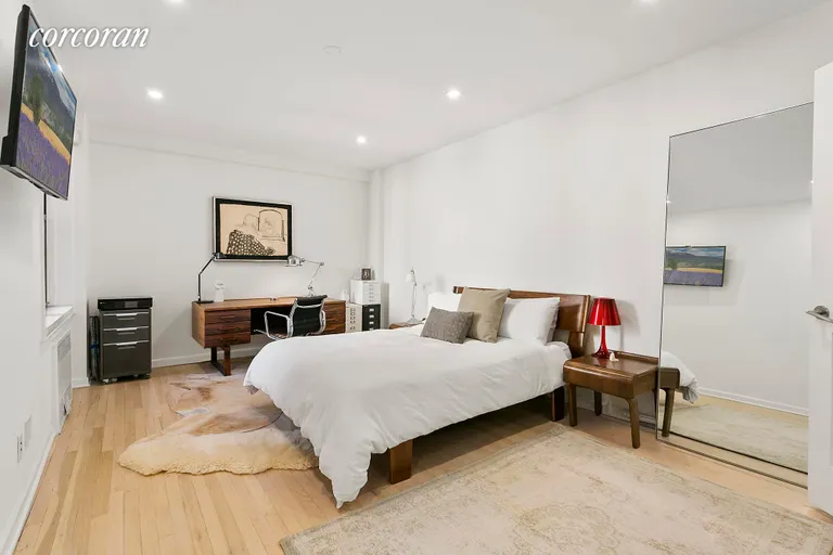 New York City Real Estate | View 30 East 9th Street, 5A | Spacious Primary Bedroom | View 3