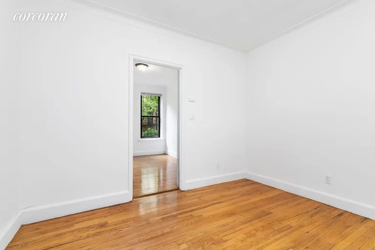 New York City Real Estate | View 208 East 84th Street, 3A | room 1 | View 2