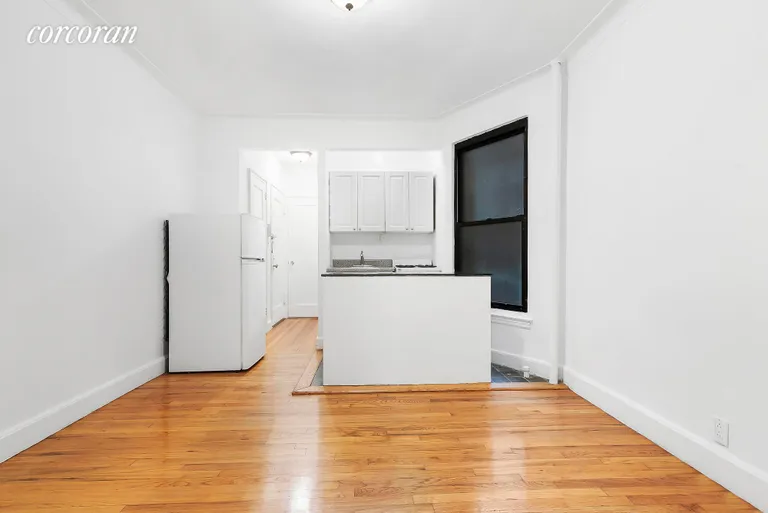 New York City Real Estate | View 208 East 84th Street, 3A | room 2 | View 3
