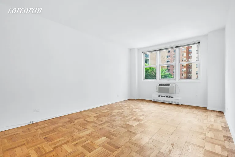 New York City Real Estate | View 215 East 80th Street, 4D | Bedroom | View 6