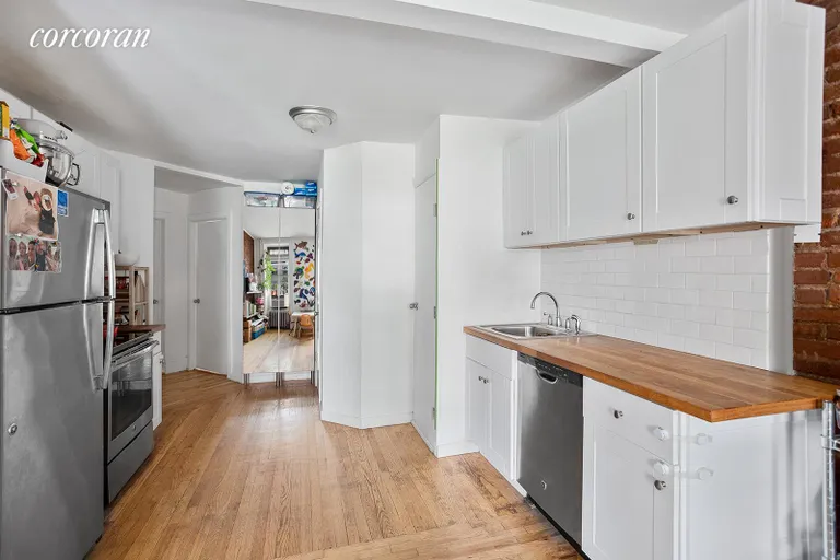 New York City Real Estate | View 735 Franklin Avenue | Kitchen | View 6