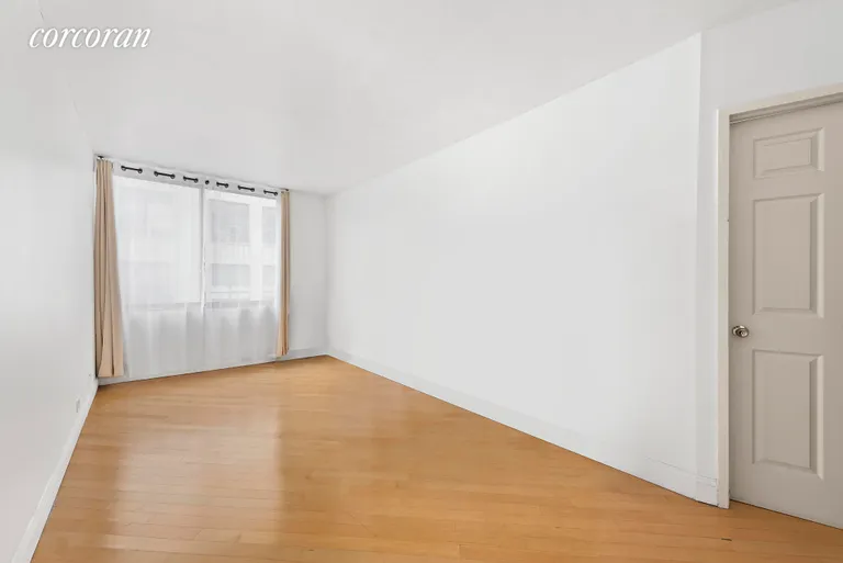 New York City Real Estate | View 350 West 50th Street, 4Y | Living Room | View 4