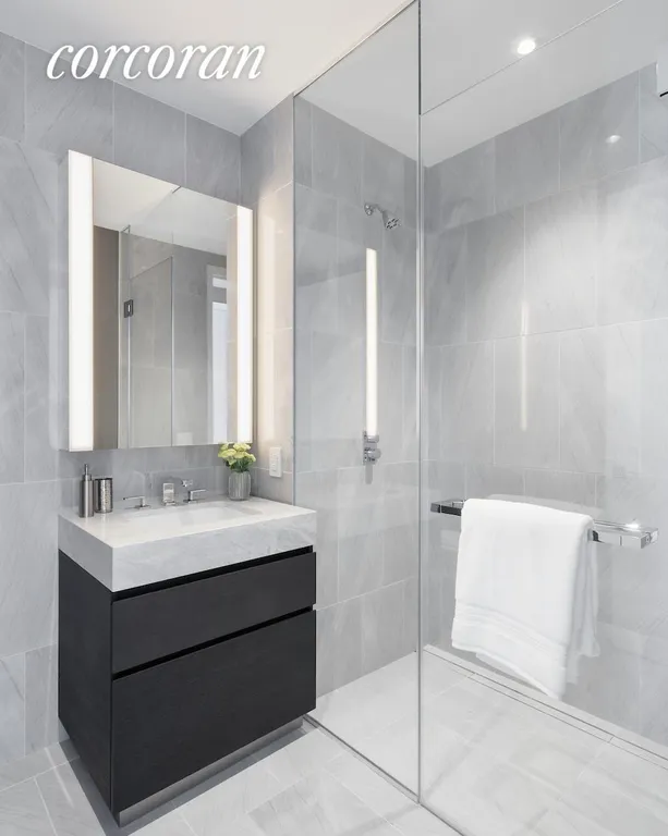 New York City Real Estate | View 15 Hudson Yards, 79B | Full Bathroom | View 11