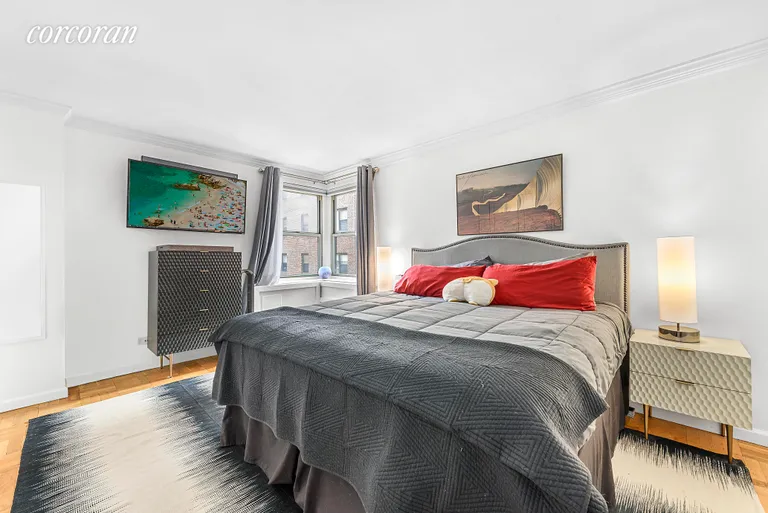 New York City Real Estate | View 233 East 69th Street, 9A | Bedroom | View 5