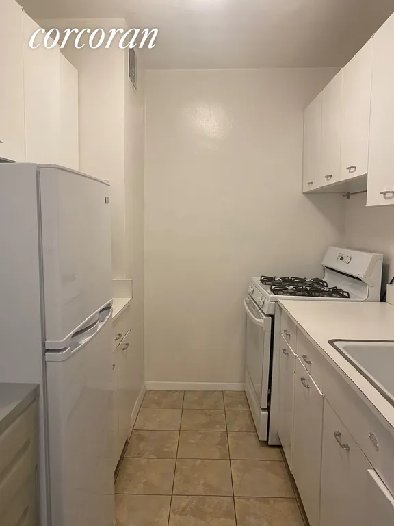 New York City Real Estate | View 185 West End Avenue, 15P | Kitchen | View 6