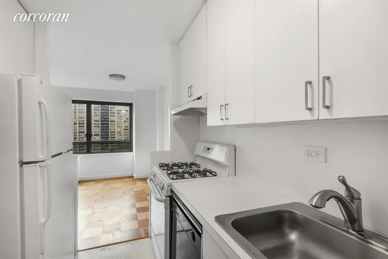 New York City Real Estate | View 170 West End Avenue, 10H | Other Listing Photo | View 5