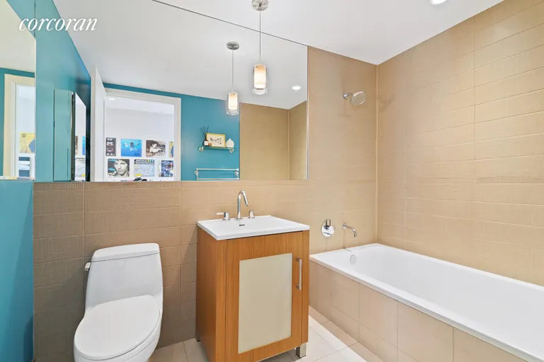 New York City Real Estate | View 125 North 10th Street, N4E | Bathroom | View 8