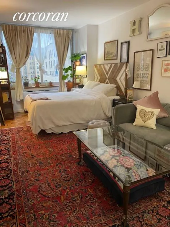 New York City Real Estate | View 201 West 72nd Street, 10J | Select a Category | View 4