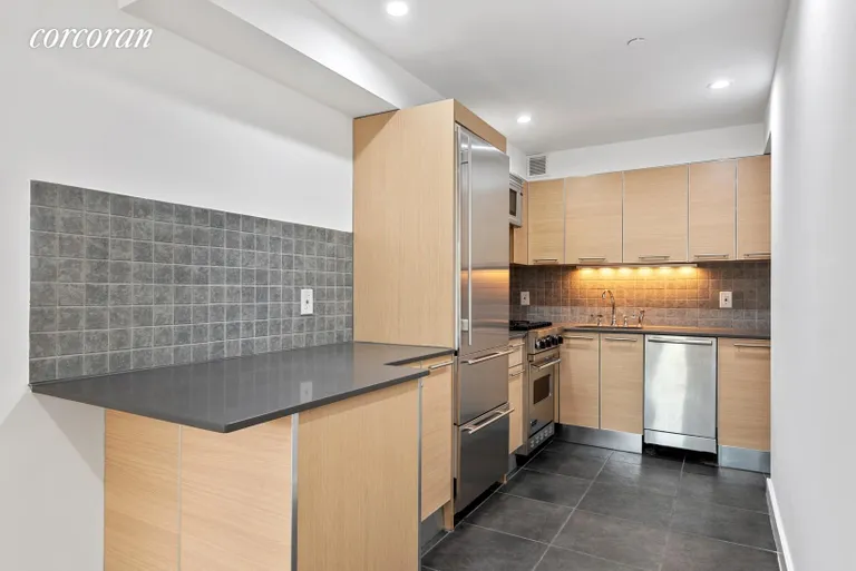 New York City Real Estate | View 215 East 81st Street, 6F | 1 Bed, 1 Bath | View 1