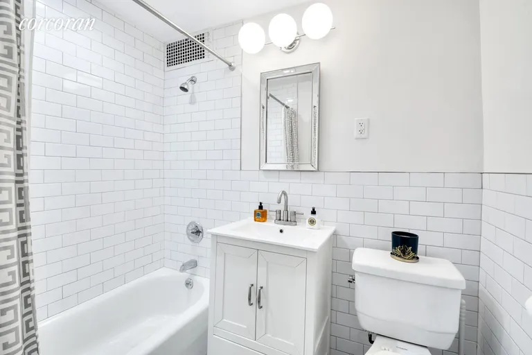 New York City Real Estate | View 282 Henry Street, 1/2 | room 9 | View 10