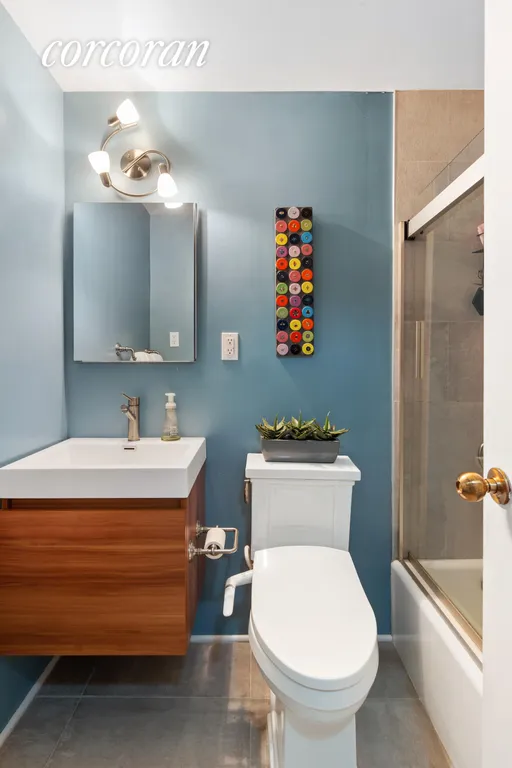New York City Real Estate | View 50 Lexington Avenue, 4E | Bathroom | View 9
