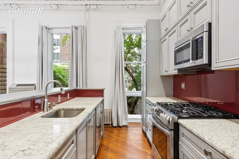 New York City Real Estate | View 328 East 30th Street, 1 | room 1 | View 2