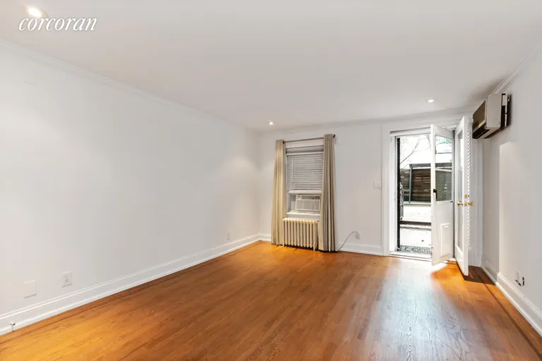 New York City Real Estate | View 328 East 30th Street, 1 | room 3 | View 4