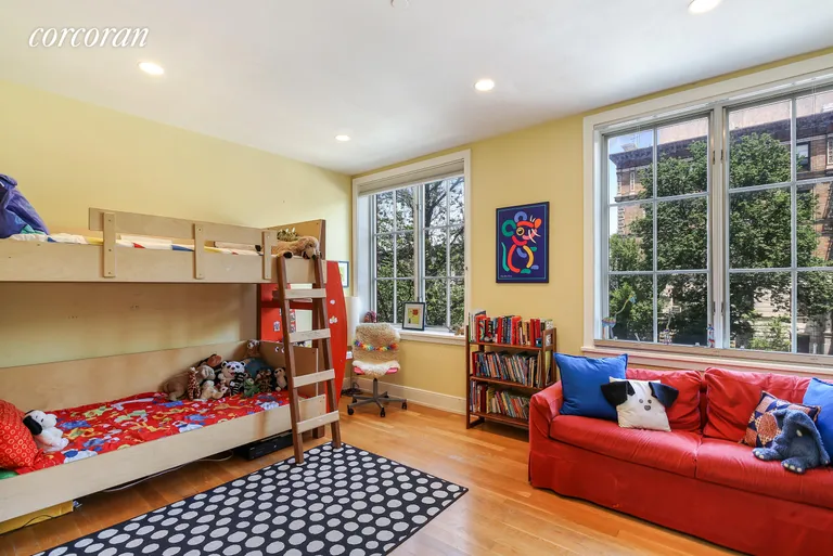 New York City Real Estate | View 142 Prospect Park West, 2 | room 4 | View 5