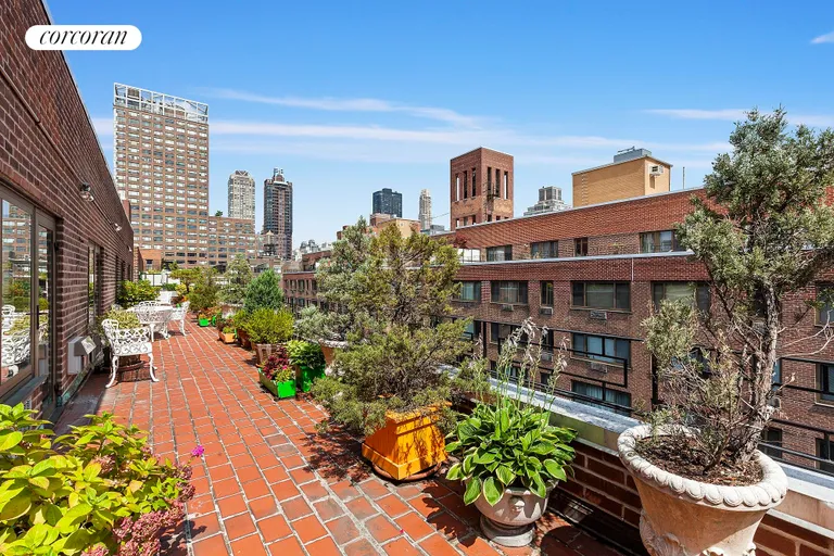 New York City Real Estate | View 425 East 63rd Street, PHDE | 3 Beds, 2 Baths | View 1