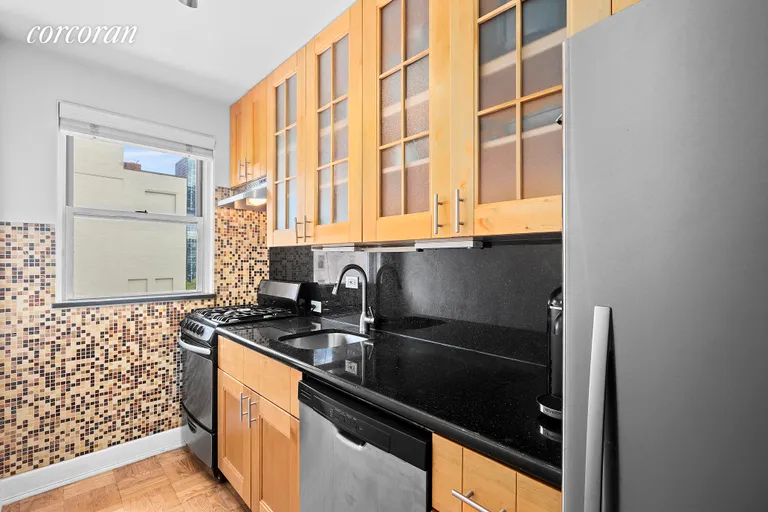 New York City Real Estate | View 201 East 37th Street, 11B | Kitchen | View 4