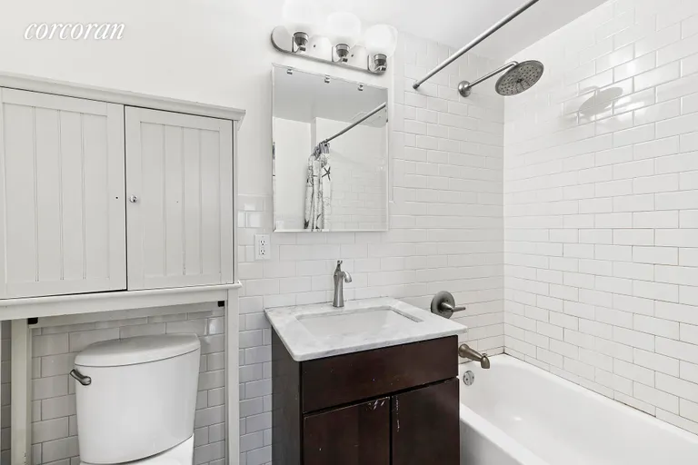 New York City Real Estate | View 775 Lafayette Avenue, 9D | Full Bathroom | View 6