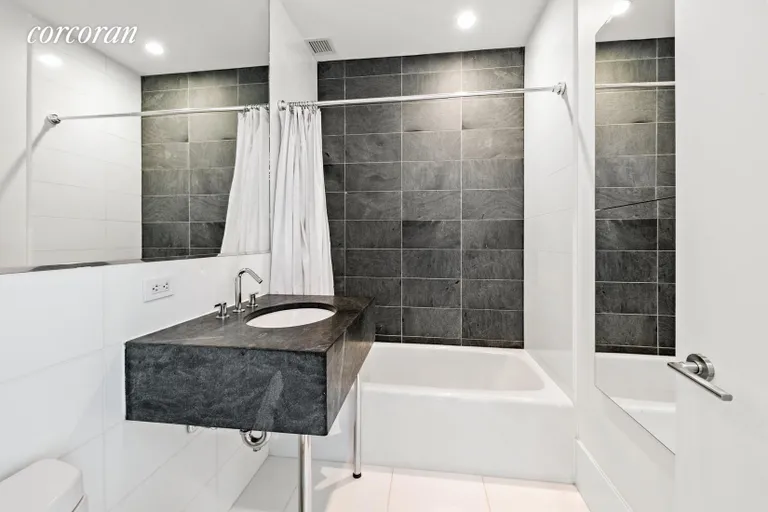 New York City Real Estate | View 4 West 21st Street, 8D | Full Bathroom | View 8