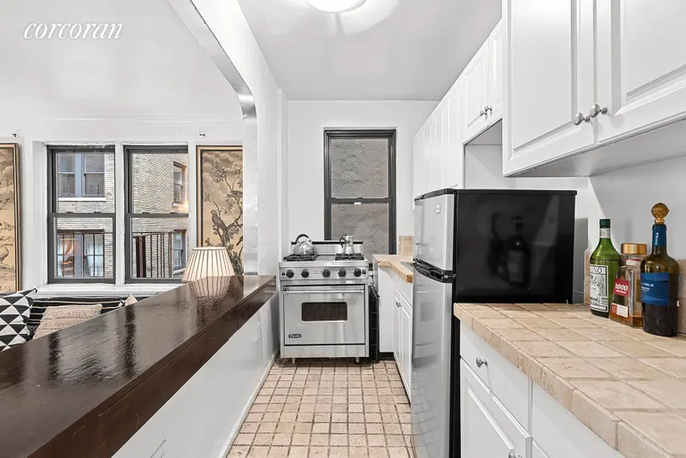 New York City Real Estate | View 300 West 72Nd Street, 3B | Kitchen | View 5