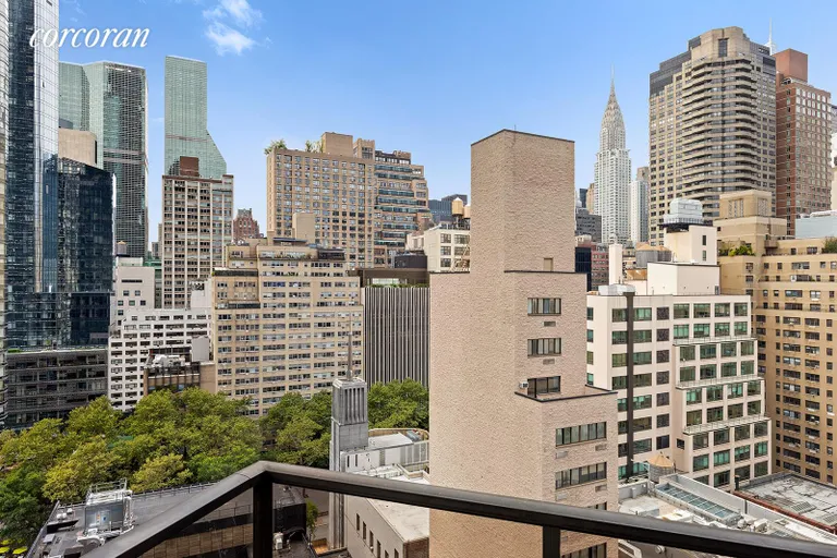 New York City Real Estate | View 100 United Nations Plaza, 19C | Open city views | View 11