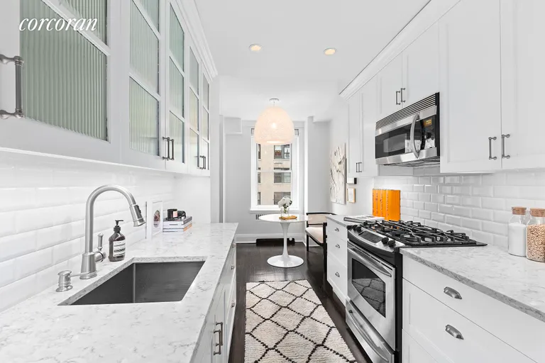 New York City Real Estate | View 49 East 86th Street, 6B | Other Listing Photo | View 7