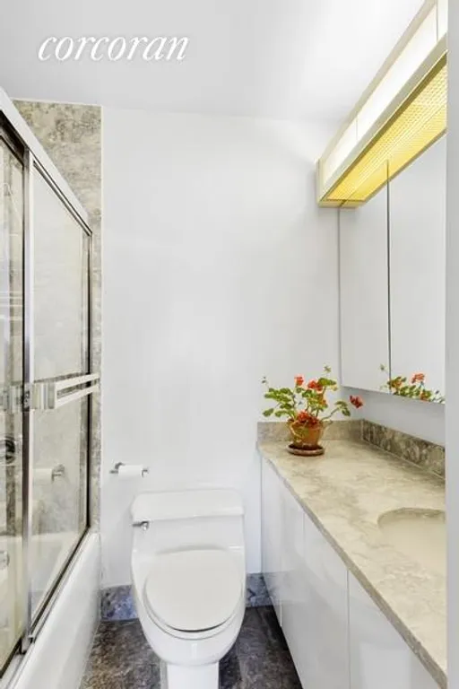 New York City Real Estate | View 350 East 72nd Street, 22/23A | Full Bathroom | View 11