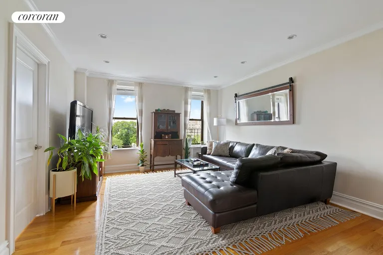 New York City Real Estate | View 382 Eastern Parkway, 6A | Living Room | View 2