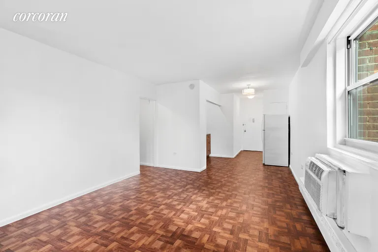 New York City Real Estate | View 175 Willoughby Street, 6F | Living Room | View 4