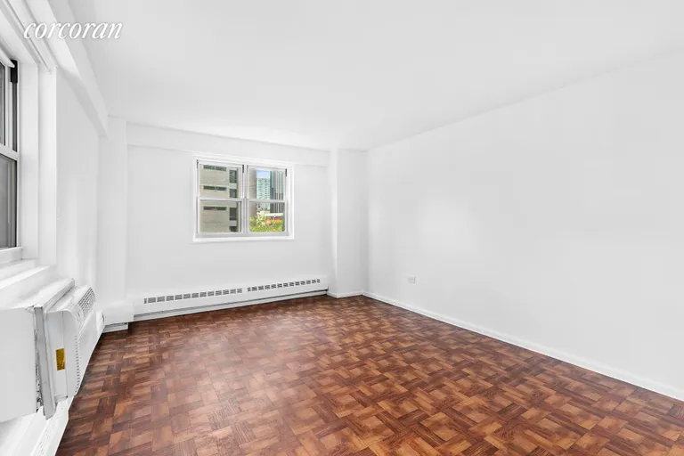 New York City Real Estate | View 175 Willoughby Street, 6F | Living Room | View 2