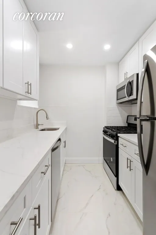 New York City Real Estate | View 106 Central Park South, 5K | Kitchen | View 3