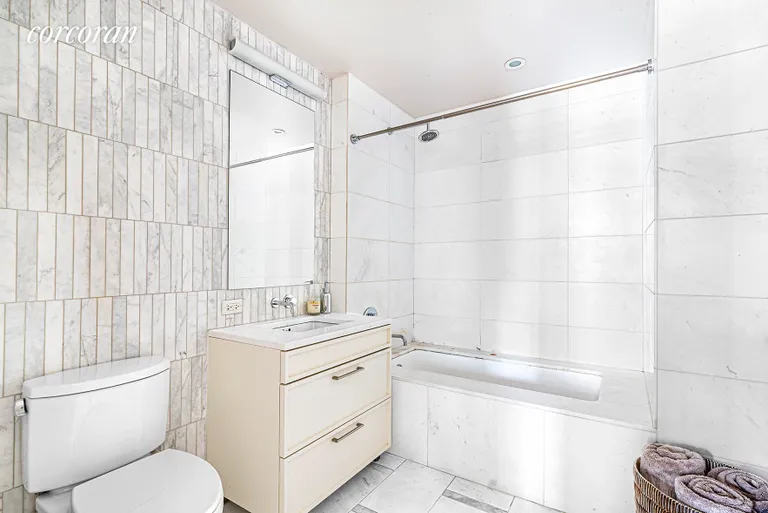 New York City Real Estate | View 160 East 22Nd Street, 7B | Bathroom | View 6