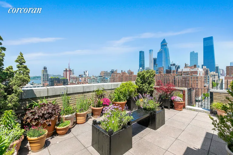 New York City Real Estate | View 365 West 20th Street, 10A | room 8 | View 9