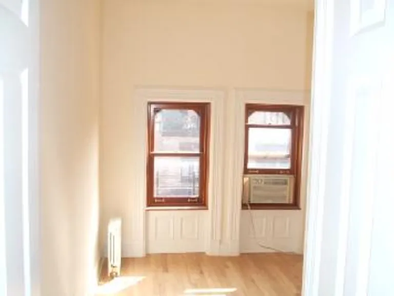 New York City Real Estate | View 821 Carroll Street, 4 | room 1 | View 2