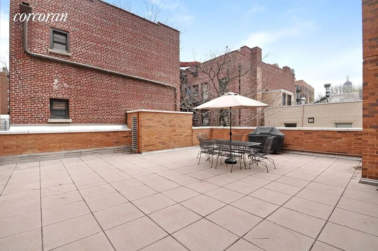 New York City Real Estate | View 88 Washington Place, 3A | 2 Beds, 2 Baths | View 1
