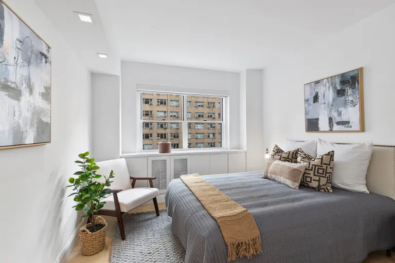 New York City Real Estate | View 35 Park Avenue, 10G | Bedroom | View 9