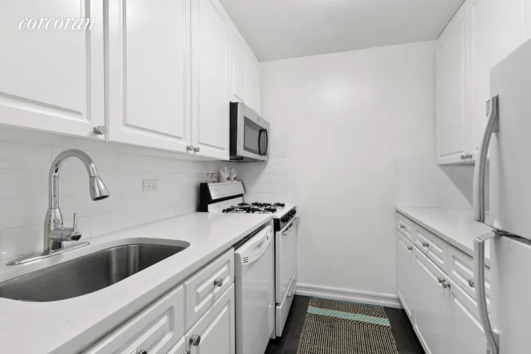 New York City Real Estate | View 215 East 80th Street, 9C | Kitchen | View 3