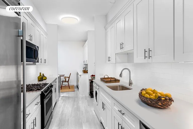 New York City Real Estate | View 1 Sutton Place South, 5C | Kitchen | View 10