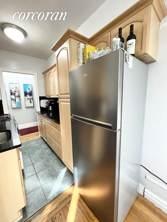 New York City Real Estate | View 127 West 96th Street, 3H | Kitchen | View 5