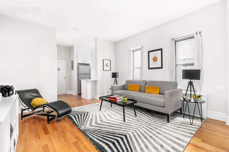New York City Real Estate | View 382 Eastern Pkwy, 1D | Living Room | View 2