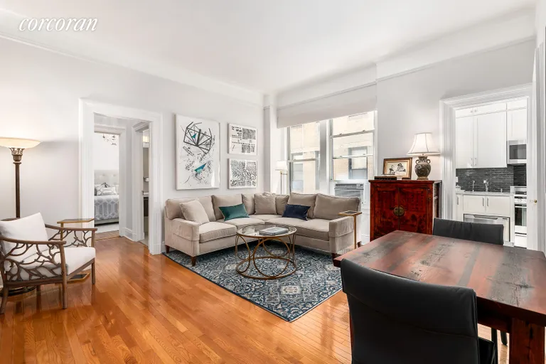 New York City Real Estate | View 246 West End Avenue, 9E | Living Room | View 2