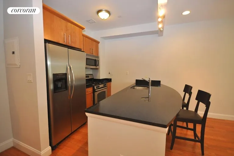 New York City Real Estate | View 527 Vanderbilt Avenue, 2A | room 6 | View 7