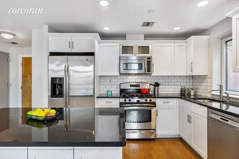New York City Real Estate | View 35 Underhill Avenue, A3E | Kitchen | View 3