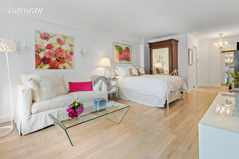 New York City Real Estate | View 520 East 81st Street, 10B | room 1 | View 2